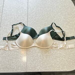 Danskin wireless t shirt bras beige green light padding nylon spandex size 36c